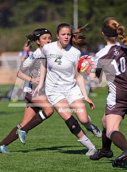Thumbnail 3 in Sacred Heart Cathedral Preparatory vs. Saint Francis photogallery.