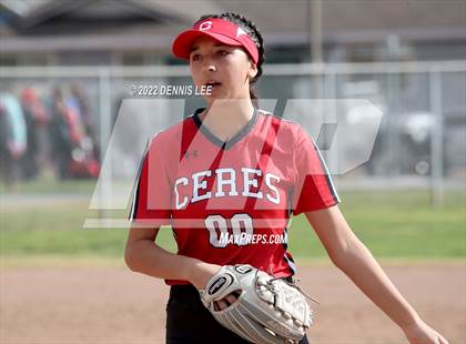 Thumbnail 2 in Ceres vs. Gregori photogallery.