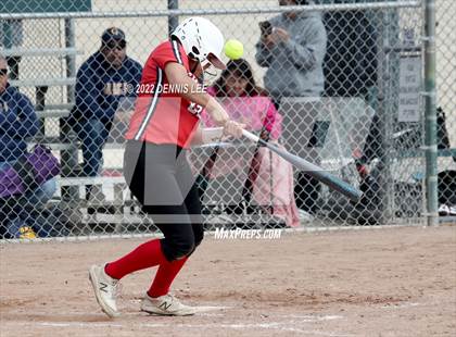 Thumbnail 1 in Ceres vs. Gregori photogallery.