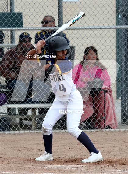 Thumbnail 3 in Ceres vs. Gregori photogallery.