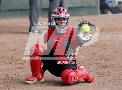 Thumbnail 3 in Ceres vs. Gregori photogallery.