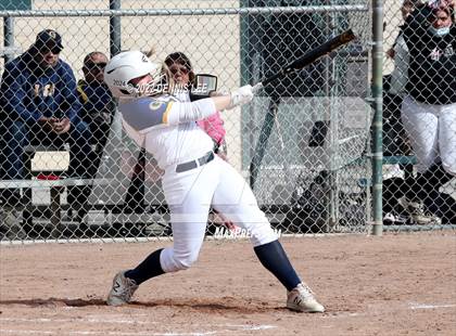 Thumbnail 3 in Ceres vs. Gregori photogallery.