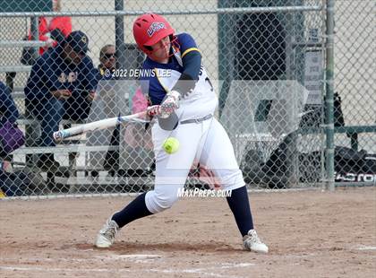 Thumbnail 2 in Ceres vs. Gregori photogallery.