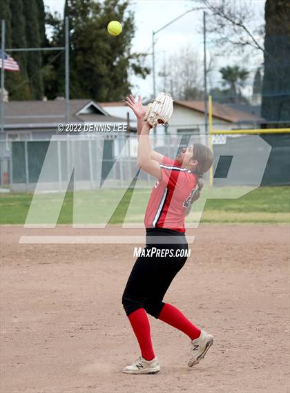Thumbnail 3 in Ceres vs. Gregori photogallery.