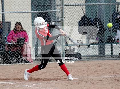 Thumbnail 3 in Ceres vs. Gregori photogallery.