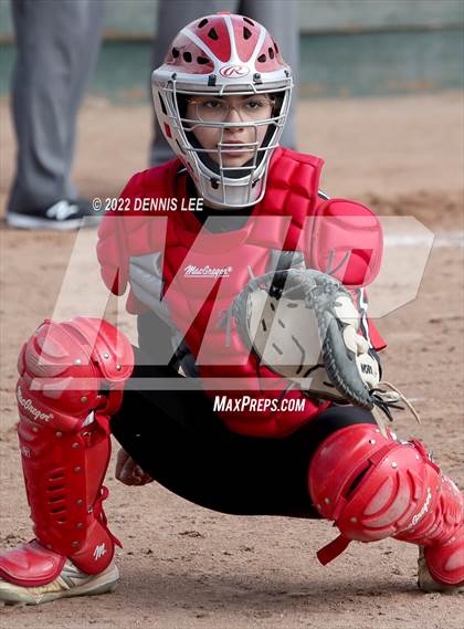 Thumbnail 2 in Ceres vs. Gregori photogallery.