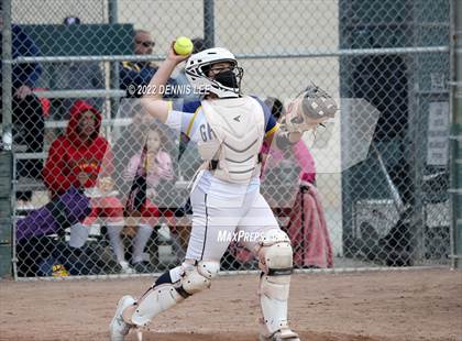Thumbnail 3 in Ceres vs. Gregori photogallery.