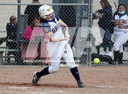 Thumbnail 2 in Ceres vs. Gregori photogallery.
