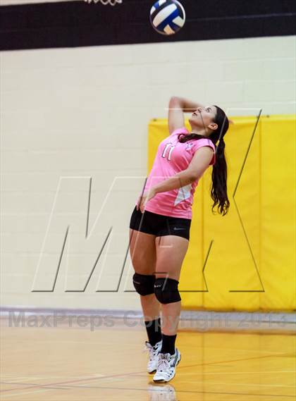 Thumbnail 3 in Yuma Catholic @ Tempe Prep photogallery.