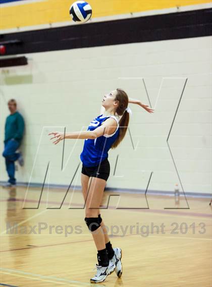 Thumbnail 3 in Yuma Catholic @ Tempe Prep photogallery.
