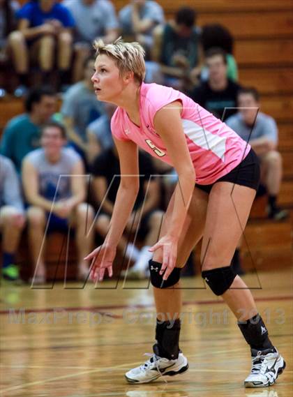 Thumbnail 2 in Yuma Catholic @ Tempe Prep photogallery.