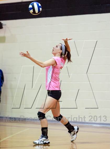 Thumbnail 3 in Yuma Catholic @ Tempe Prep photogallery.