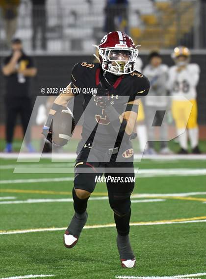 Thumbnail 2 in La Serna vs. Grant (CIF State D2AA Final) photogallery.