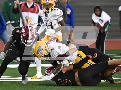 Thumbnail 2 in La Serna vs. Grant (CIF State D2AA Final) photogallery.