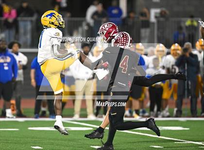 Thumbnail 2 in La Serna vs. Grant (CIF State D2AA Final) photogallery.
