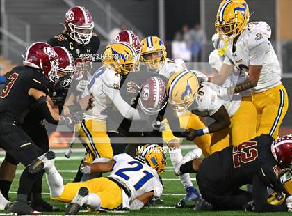 Thumbnail 2 in La Serna vs. Grant (CIF State D2AA Final) photogallery.