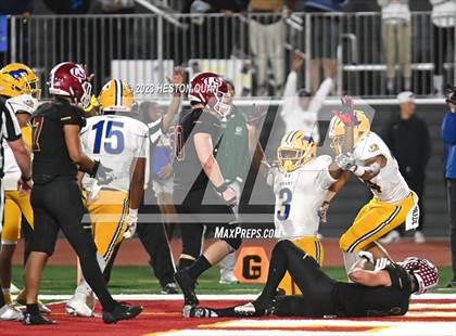Thumbnail 2 in La Serna vs. Grant (CIF State D2AA Final) photogallery.