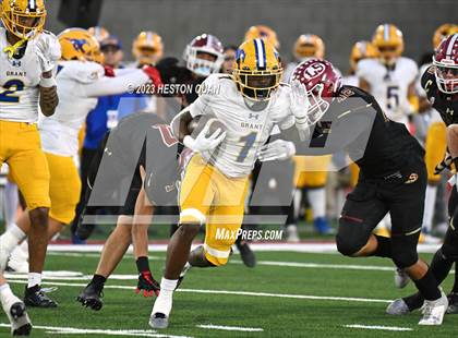 Thumbnail 2 in La Serna vs. Grant (CIF State D2AA Final) photogallery.