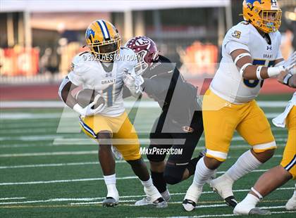 Thumbnail 1 in La Serna vs. Grant (CIF State D2AA Final) photogallery.