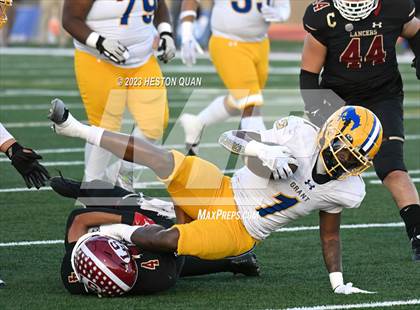 Thumbnail 3 in La Serna vs. Grant (CIF State D2AA Final) photogallery.