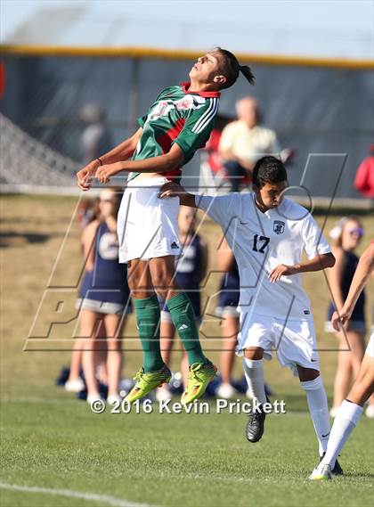 Thumbnail 1 in Smoky Hill @ Columbine photogallery.