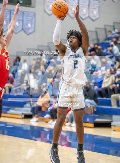 Thumbnail 1 in Mt. Carmel vs. Otay Ranch (CIF SDS DI Championship) photogallery.