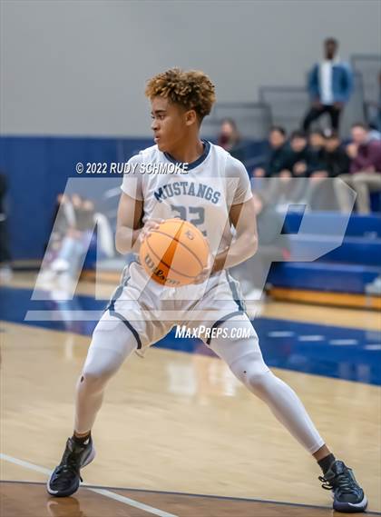 Thumbnail 1 in Mt. Carmel vs. Otay Ranch (CIF SDS DI Championship) photogallery.