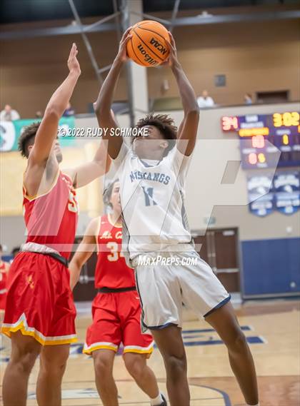 Thumbnail 3 in Mt. Carmel vs. Otay Ranch (CIF SDS DI Championship) photogallery.