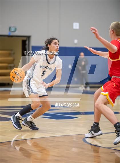 Thumbnail 1 in Mt. Carmel vs. Otay Ranch (CIF SDS DI Championship) photogallery.