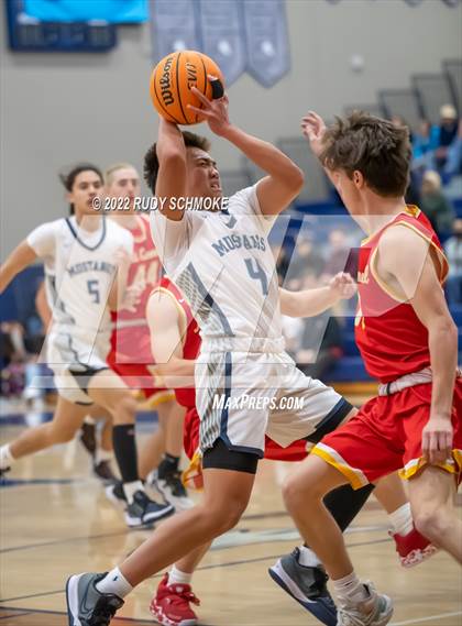 Thumbnail 1 in Mt. Carmel vs. Otay Ranch (CIF SDS DI Championship) photogallery.