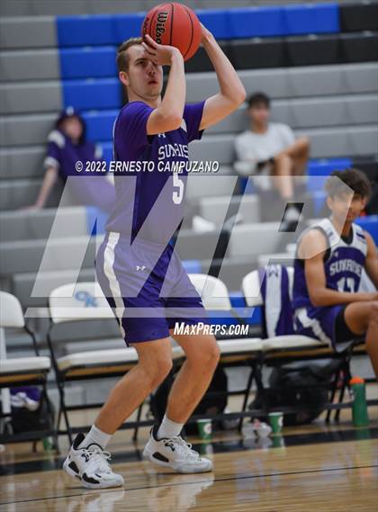 Thumbnail 1 in Sunrise Mountain @ Gila Ridge photogallery.