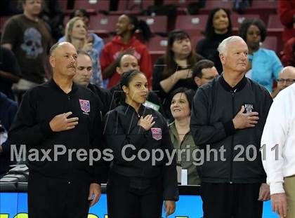 Thumbnail 1 in Vanden vs. Sacrametno (CIF SJS D3 Final) photogallery.