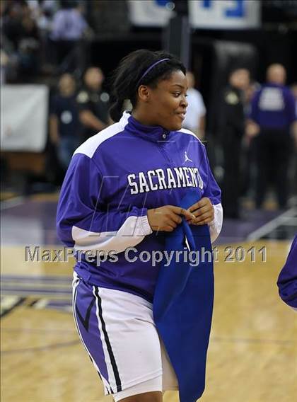 Thumbnail 2 in Vanden vs. Sacrametno (CIF SJS D3 Final) photogallery.