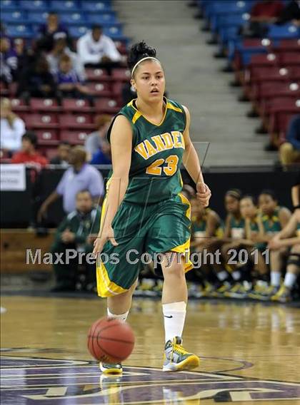 Thumbnail 2 in Vanden vs. Sacrametno (CIF SJS D3 Final) photogallery.