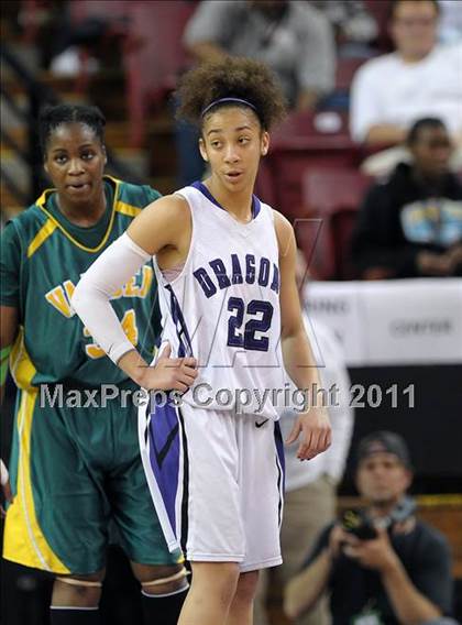 Thumbnail 2 in Vanden vs. Sacrametno (CIF SJS D3 Final) photogallery.