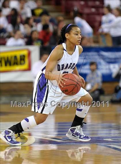 Thumbnail 1 in Vanden vs. Sacrametno (CIF SJS D3 Final) photogallery.
