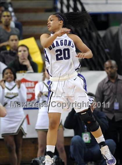 Thumbnail 3 in Vanden vs. Sacrametno (CIF SJS D3 Final) photogallery.
