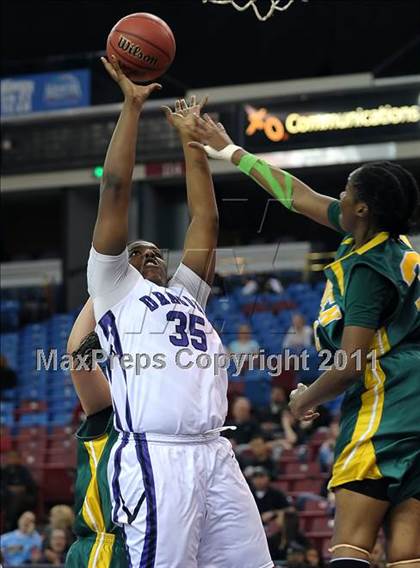 Thumbnail 3 in Vanden vs. Sacrametno (CIF SJS D3 Final) photogallery.