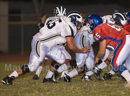 Thumbnail 2 in Mayfair vs. Los Alamitos photogallery.