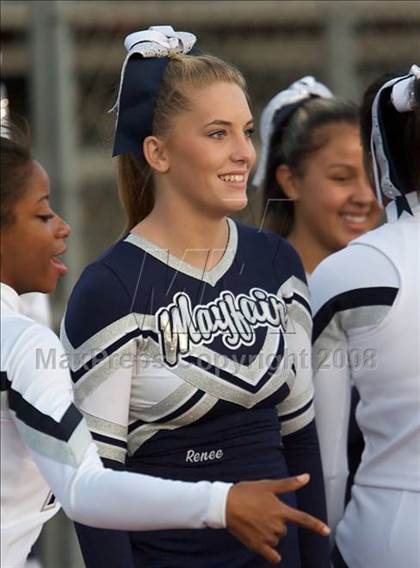 Thumbnail 2 in Mayfair vs. Los Alamitos photogallery.