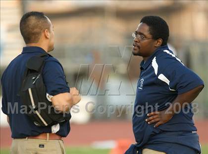 Thumbnail 3 in Mayfair vs. Los Alamitos photogallery.