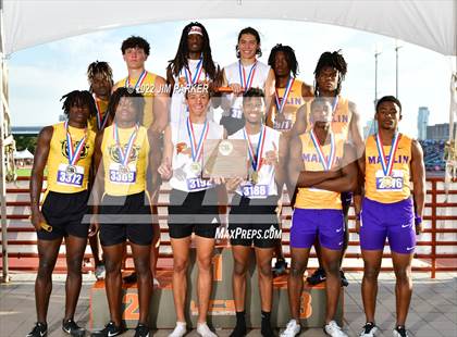 Thumbnail 3 in UIL 2A State Championship photogallery.