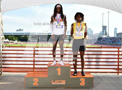 Thumbnail 1 in UIL 2A State Championship photogallery.