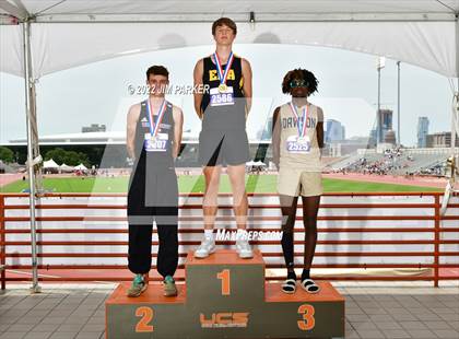 Thumbnail 1 in UIL 2A State Championship photogallery.
