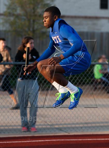 Thumbnail 2 in Cougar Invitational  photogallery.