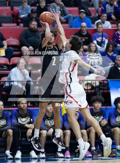 Thumbnail 3 in Rye vs Amsterdam (NYSPHSAA Class AA Semifinal) photogallery.