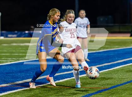 Thumbnail 3 in Oakton @ Robinson photogallery.