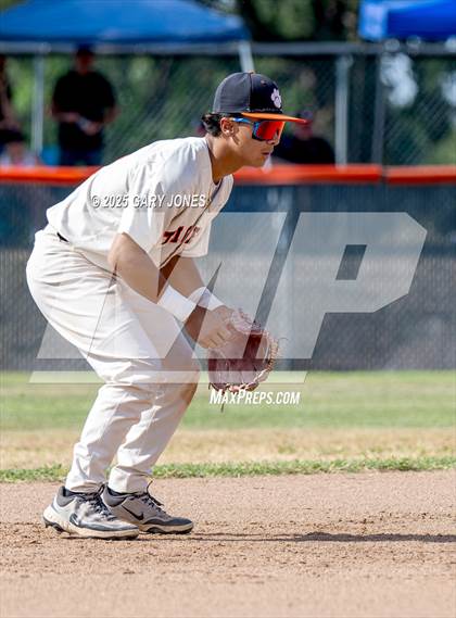 Thumbnail 1 in Roseville vs Fowler (CIF NorCal D3 Semifinal) photogallery.
