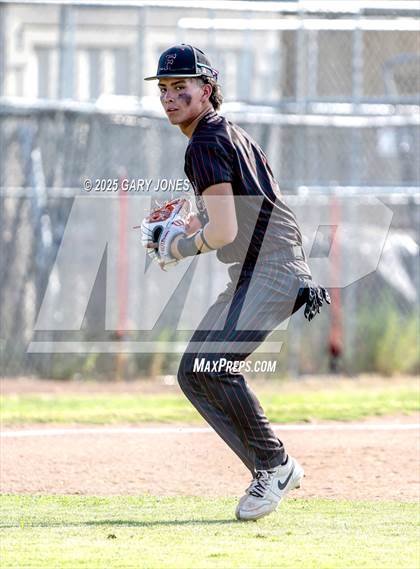 Thumbnail 2 in Roseville vs Fowler (CIF NorCal D3 Semifinal) photogallery.