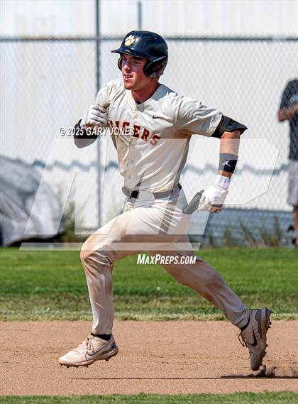 Thumbnail 3 in Roseville vs Fowler (CIF NorCal D3 Semifinal) photogallery.